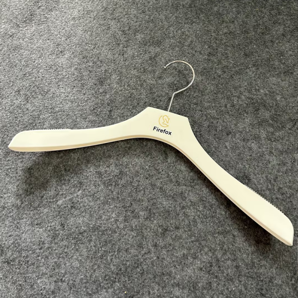 Luxury Plastic Tshirt Hanger