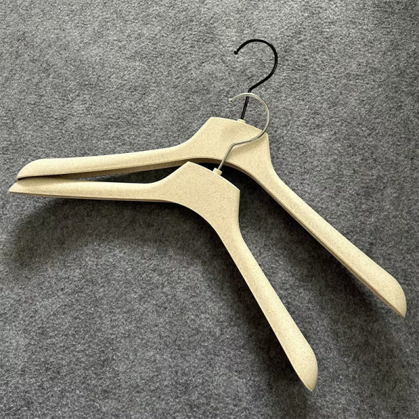 Recycled Plastic Jacket Hangers