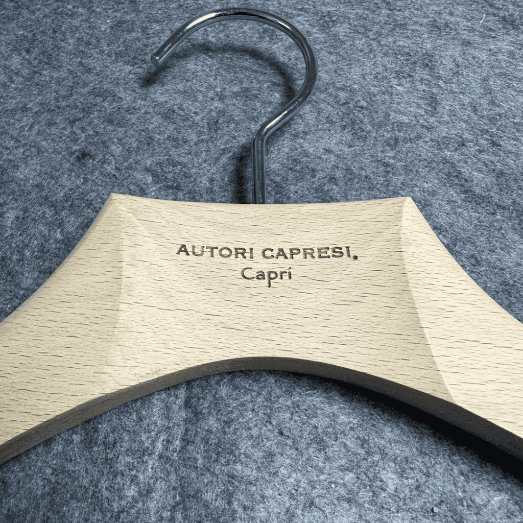 Custom best wood clothes hangers with brand logo for clothing stores